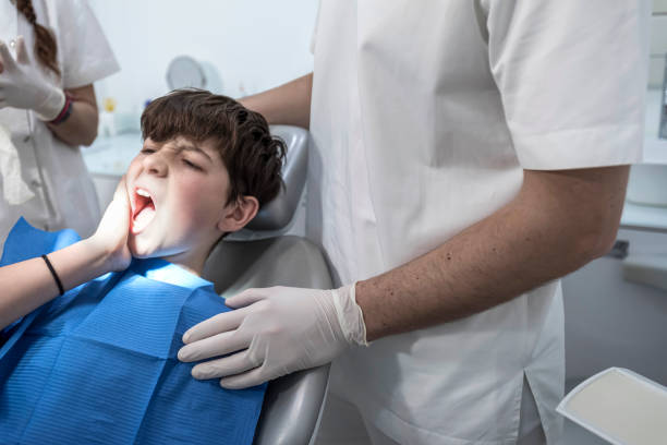 Best Emergency Treatment for Toothache in Gravette, AR
